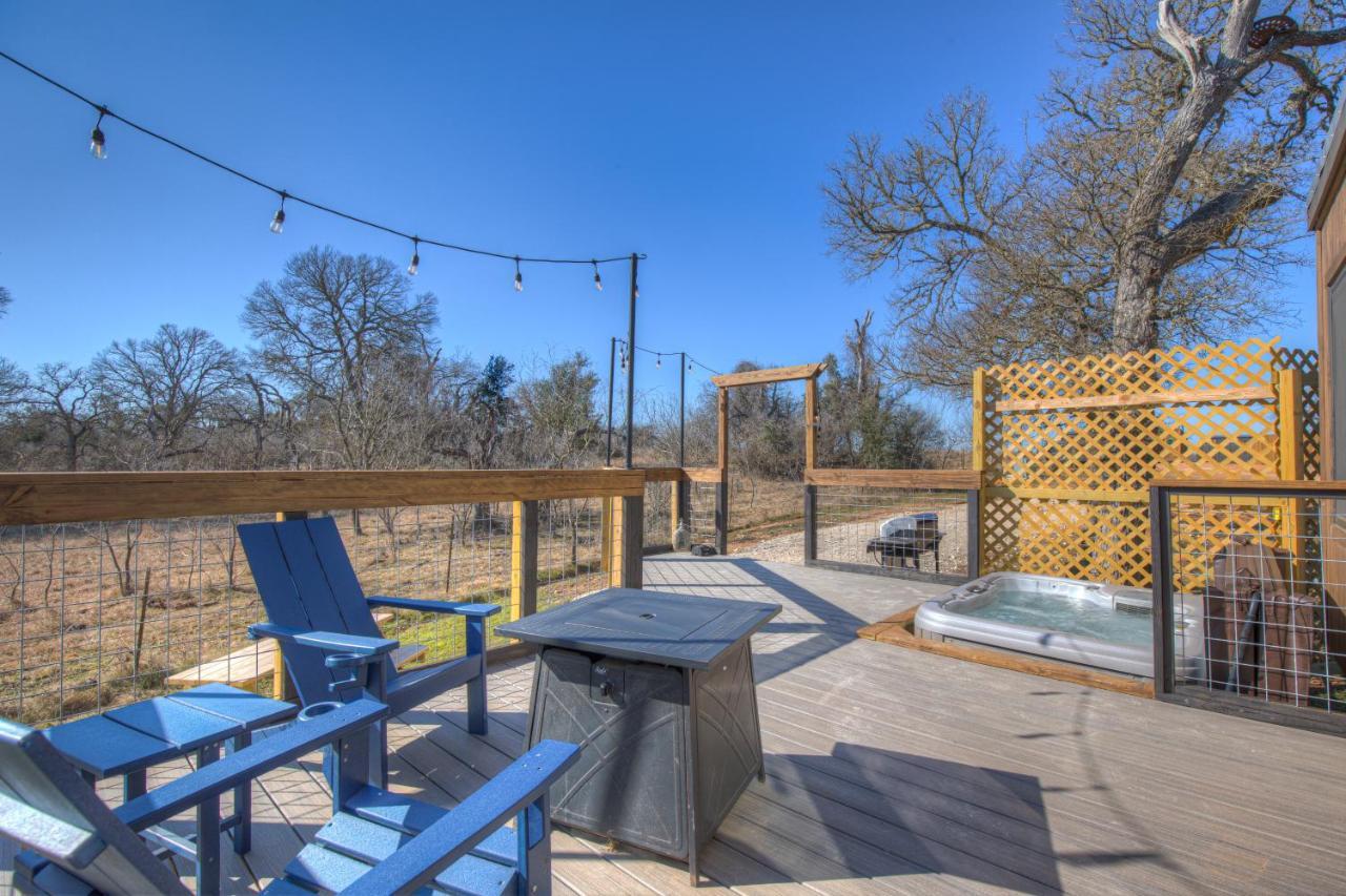 Waylon-Hot Tub And Fire Table! Villa Fredericksburg Bagian luar foto