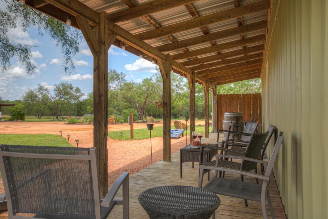 Waylon-Hot Tub And Fire Table! Villa Fredericksburg Bagian luar foto