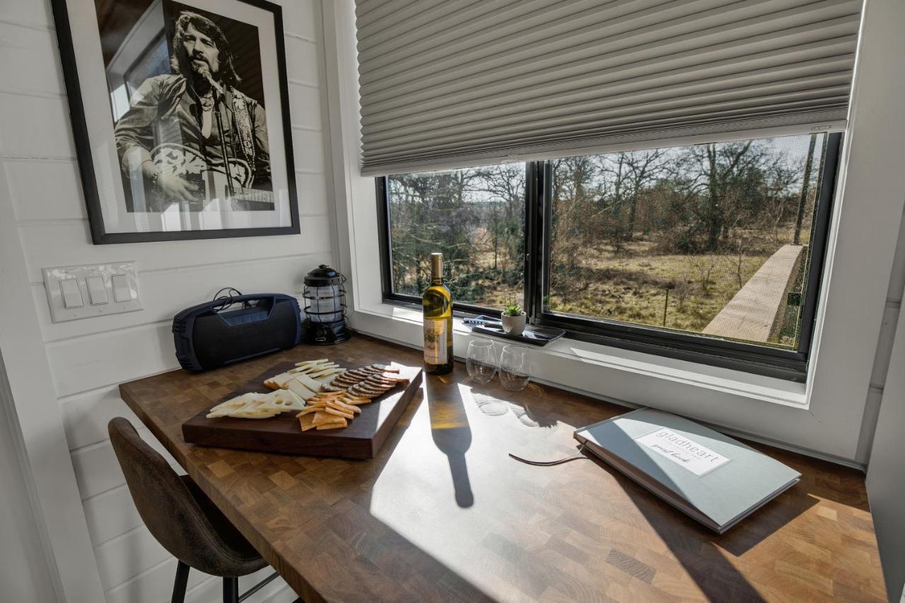 Waylon-Hot Tub And Fire Table! Villa Fredericksburg Bagian luar foto